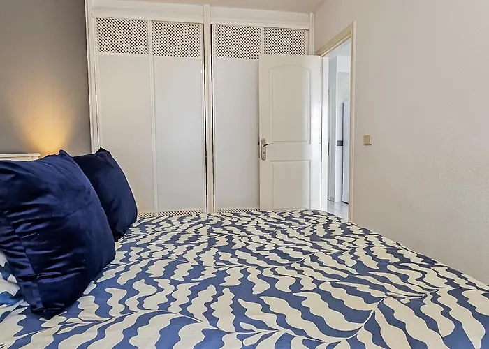Sunny Garden 1 Bedroom Apartment Arona